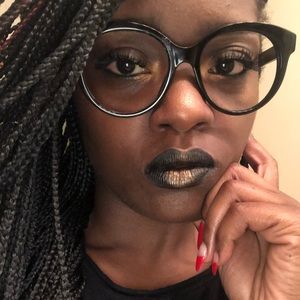 Meet your Posher, Falon